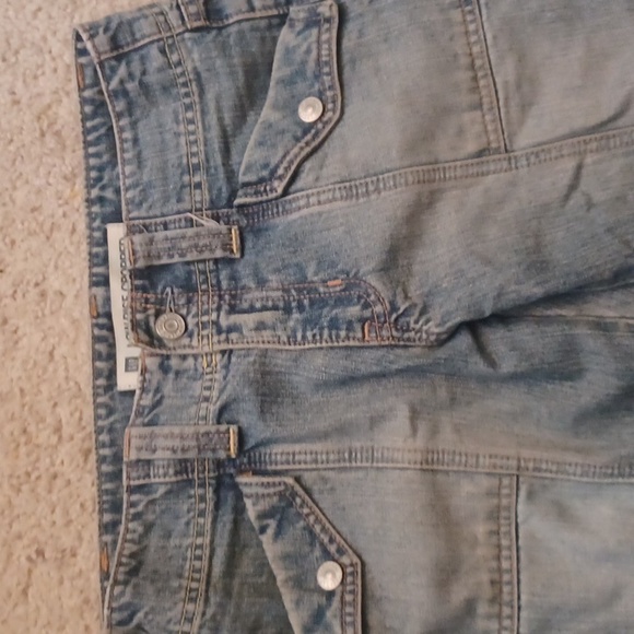 Gap Jeans Low Rise Cropped Faded Capri Pants, 100% Cotton - Picture 4 of 8